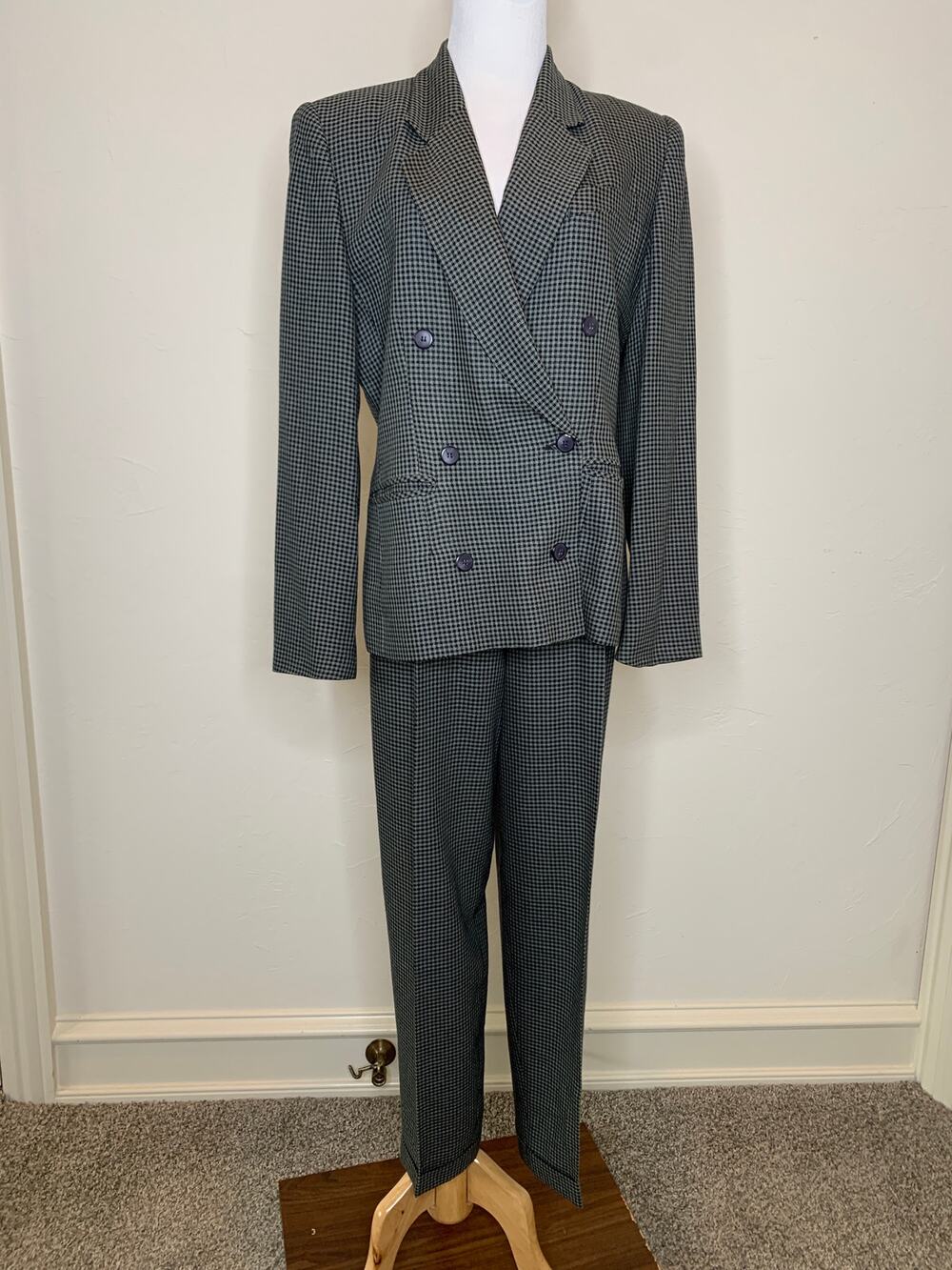 Chaus Vintage Plaid Army Green Black Suit Blazer Career Sz 12